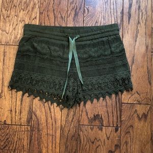 Never worn army green cotton shorts !!!